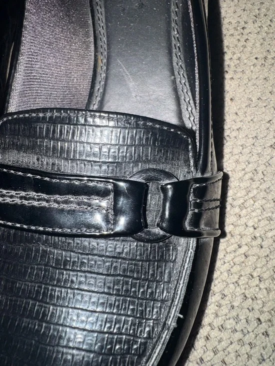 Life Stride Black Textured Loafer Flats with Buckle Accent - Picture 3 of 6